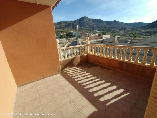 DUPLEX  4 HABITACIONES EN BARINAS - MURCIA