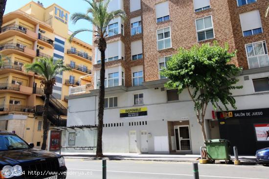  LOCAL COMERCIAL CON UNA SUPERFICIE DE 155 M² EN LA AVENIDA DEL PUERTO EN EL GRAO DE CASTELLÓN - CA 