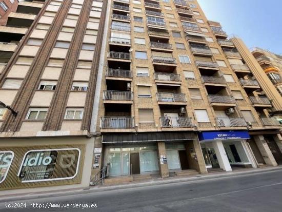 Estupendo bajo comercial en Molina centro!! - MURCIA