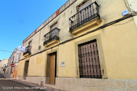 OPORTUNIDAD!!!!!!!!!CASA SEÑORIAL EN EL CENTRO DE VILLAR DEL REY. - BADAJOZ