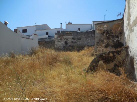 SOLAR DE 340M2 EN FUENTEOBEJUNA. - CORDOBA