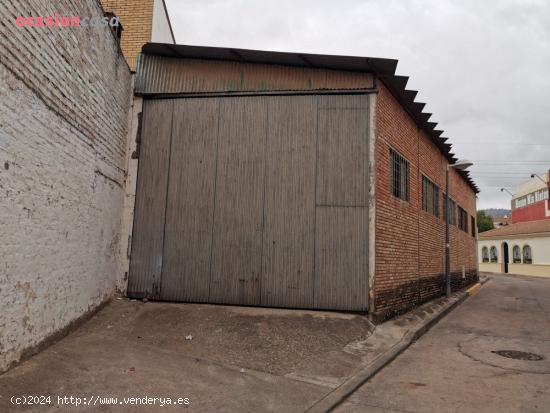 SOLAR EN SAN RAFAEL DE LA ALBAIDA - CORDOBA