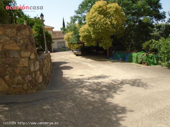 Espectacular casa en urb paraiso arenal con 4600 m2 y 450 m2 de casa 550.000€ - CORDOBA