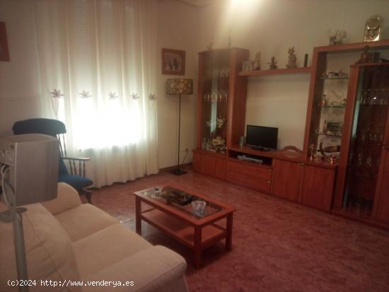 CHALET CON COCHERA EN PEÑARROYA-PUEBLONUEVO - CORDOBA