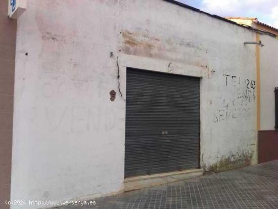  LOCAL COMERCIAL EN ZONA DE PASO POR SOLO 32.000€ - CORDOBA 