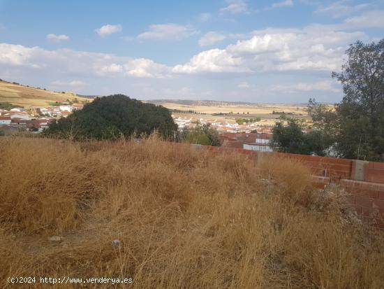 SOLAR DE 227 M2 EN PEÑARROYA - CORDOBA