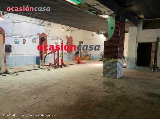 NAVE A LA VENTA EN EL CENTRO DE PUEBLONUEVO - CORDOBA