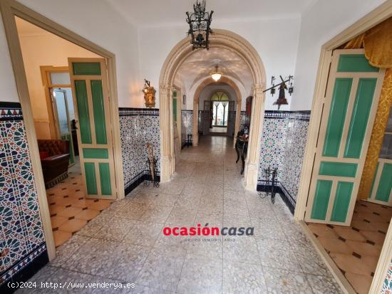 CASA CON COCHERA A LA VENTA EN HINOJOSA DEL DUQUE - CORDOBA