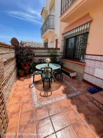 Las Lagunas, Zona Care - Adosado 3 Dormitorios, Solarium y Sótano (Precio negociable) - MALAGA