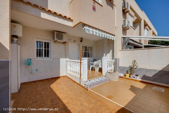 DUPLEX EN AGUAS NUEVAS - ALICANTE