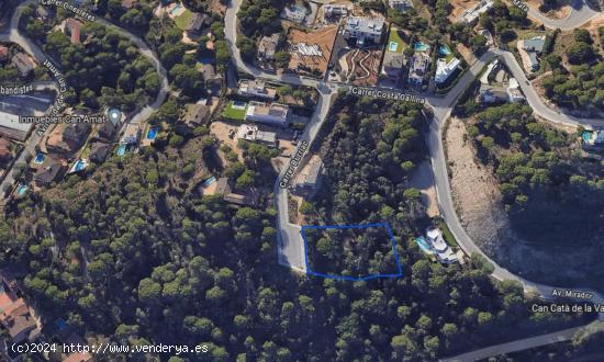 Parcela urbana para construir la casa de tus sueños - BARCELONA