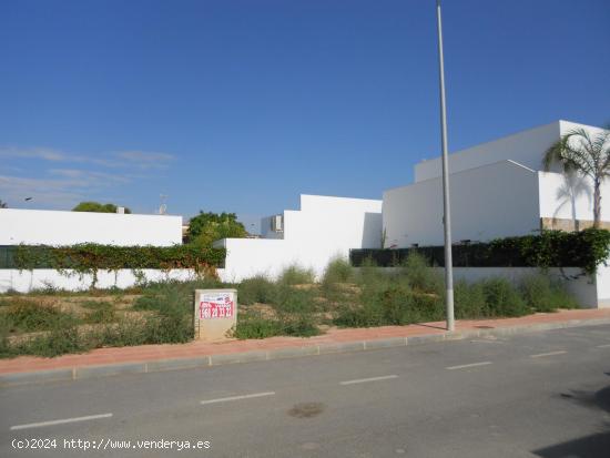 Parcela bien situada en San Javier - MURCIA