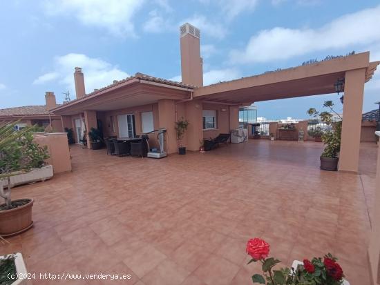  Atico en venta en Residencial Brisas de Almerimar con amplia terraza  y garaje incluido - ALMERIA 