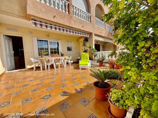 BUNGALOW PLANTA BAJA EN LA MATA. 2 DORM. 78 M2. CON TERRAZA DE 20 M2. - ALICANTE