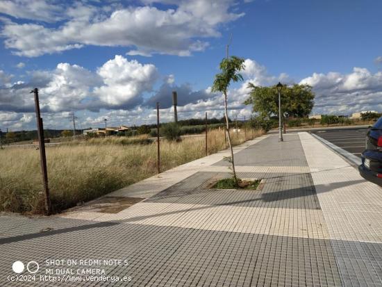 OPORTUNIDAD SOLAR EN SAN BARTOLOME - HUELVA