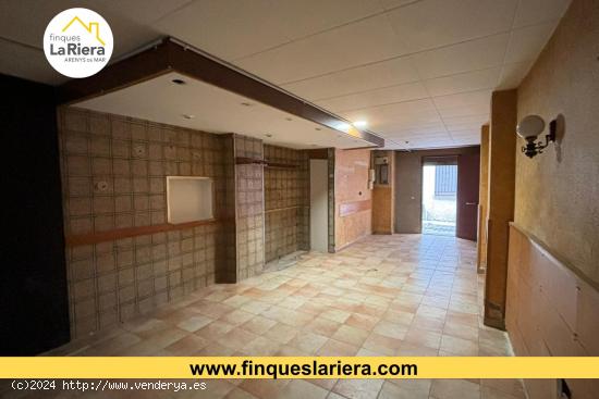 TRASTERO - GUARDAMUEBLES DE 35 m2 - BARCELONA