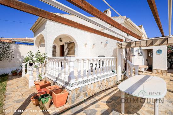 Chalet independiente en La Siesta .650m2 parcela - ALICANTE