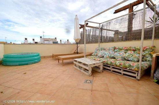 IMPECABLE VIVIENDA DE UNA HABITACION DOBLE MAS TERRAZA SOLARIUM PRIVADA DE 40MT - BALEARES