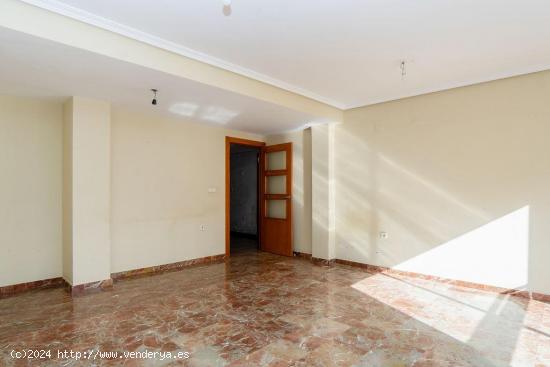 Excelente piso tipo dúplex en venta en El Raal. - MURCIA