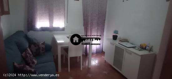  INMOBILIARIA TEJARES ALQUILA  ESTUPENDO PISO EN ZONA HOSPITAL - ALBACETE 