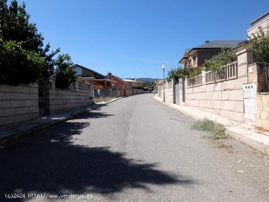 PARCELA EN EL CASCO URBANO DE GUADARRAMA - MADRID