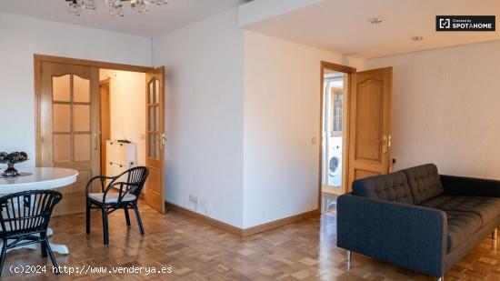 Elegante apartamento de 4 dormitorios en alquiler, cerca del Parque de Roma, Retiro - MADRID