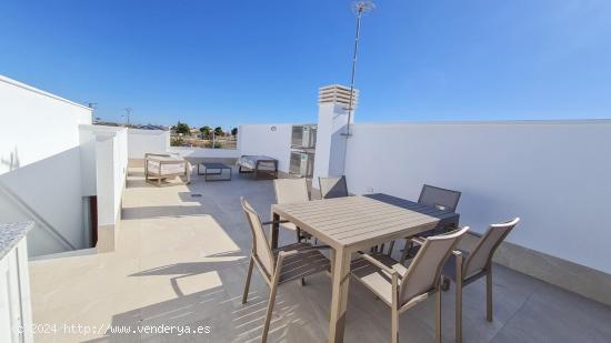 VILLAS DE OBRA NUEVA EN SAN PEDRO DEL PINATAR - MURCIA