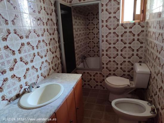 VIVIENDA  CON CUATRO DORMITORIOS ZONA SAN ISIDRO - ALBACETE