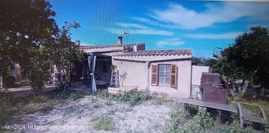 Encantadora Casa Rústica con Piscina Privada y Amplio Terreno - BALEARES