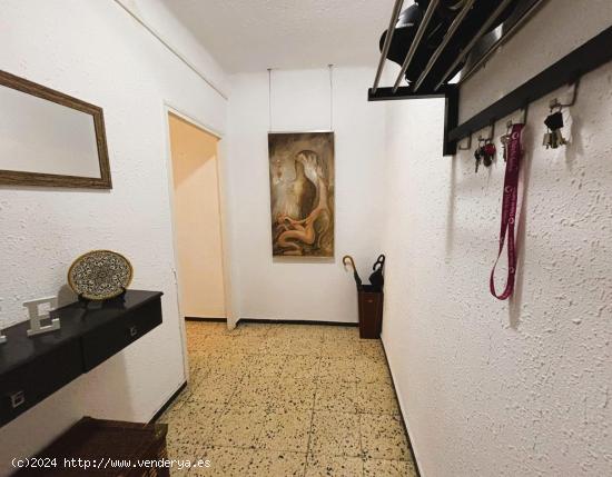 PISO EN VENTA CON INQUILINO EN LA NOVA ESQUERRA DE LA EIXAMPLE - BARCELONA