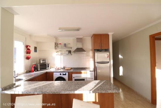 ÁTICO CON 3 HABITACIONES, 2 BAÑOS EN CAMPOAMOR - ALICANTE