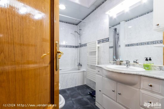 Unifamiliar adosada en venta  en Sabadell - Barcelona