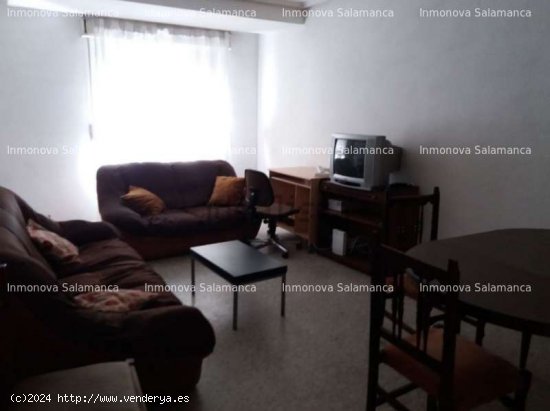 SALAMANCA (Avda. Portugal) 4 d., 1 wc. y 1 aseo.800€. - Salamanca