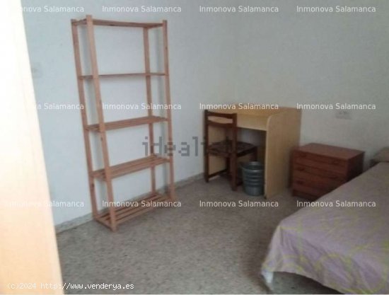 SALAMANCA (Avda. Portugal) 4 d., 1 wc. y 1 aseo.800€. - Salamanca