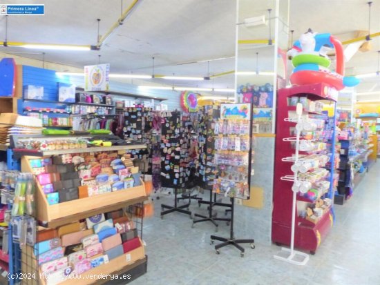 Venta de gran local comercial en La Manga