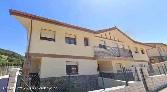 Chalet pareado a estrenar en Castro Urdiales.