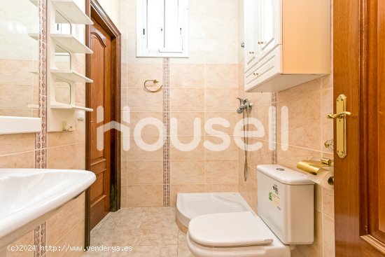 Casa en venta de 300 m² en Carrer Mercè Rodoreda, 08635 Sant Esteve Sesrovires (Barcelona)