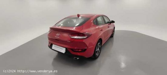 Hyundai i30 Fastback ( 1.0 TGDI Klass LR 120 )  - Sabadell