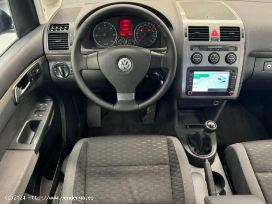 VOLKSWAGEN Touran en venta en Aranguren (Navarra) - Aranguren