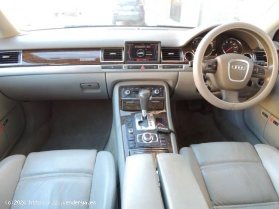 AUDI A8 en venta en AlcarrÃ s (Lleida) - AlcarrÃ s