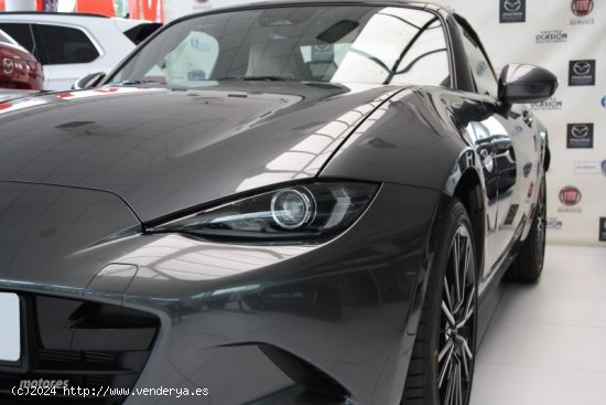 Mazda MX5 ST 2.0  184CV KAZARY de 2024 con 10 Km por 34.700 EUR. en Pontevedra