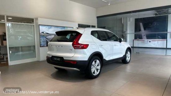 Volvo XC40 Core, T2 Automatica  Gasolina de 2024 con 7 Km por 38.500 EUR. en Barcelona