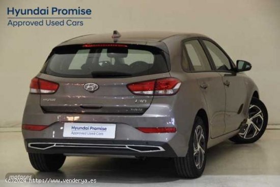 Hyundai i30 1.0 TGDI Klass LR 48V 120 de 2023 con 16.740 Km por 21.370 EUR. en Madrid