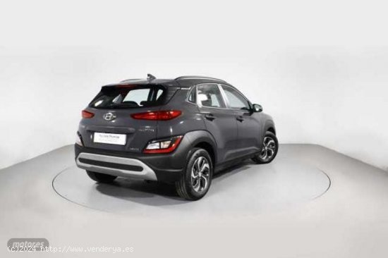 Hyundai Kona 1.6 GDI DT Maxx de 2023 con 15.622 Km por 25.400 EUR. en Barcelona