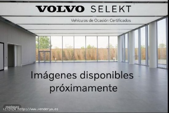 Volvo XC40 1.5 T4 PHEV RECHARGE CORE DCT 211 5P de 2023 con 10 Km por 41.900 EUR. en Ciudad Real