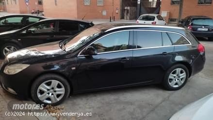 Opel Insignia Sport Tourer 2.0 CDTI de 2013 con 167.500 Km por 6.650 EUR. en Ciudad Real