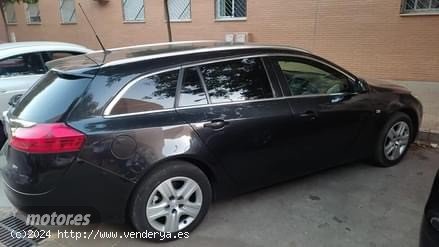 Opel Insignia Sport Tourer 2.0 CDTI de 2013 con 167.500 Km por 6.650 EUR. en Ciudad Real