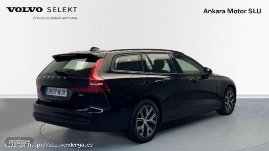 Volvo V 60 2.0 B4 D ESSENTIAL AUTO 5P de 2023 con 9.304 Km por 39.500 EUR. en Alicante