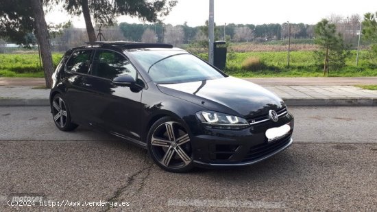 Volkswagen Golf R 2.0 TSI 300CV de 2015 con 128.000 Km por 23.400 EUR. en Madrid