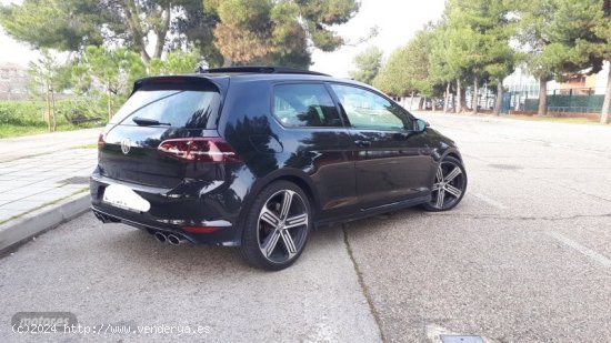 Volkswagen Golf R 2.0 TSI 300CV de 2015 con 128.000 Km por 23.400 EUR. en Madrid